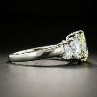 1.04 Carat Natural Fancy Light Yellow Pear-Cut Diamond Ring - GIA