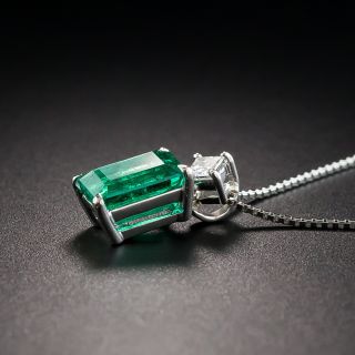 1.54 Carat Emerald and Diamond Necklace