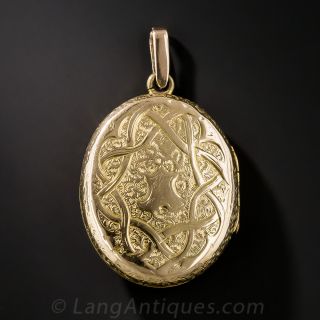 15K Engraved Oval Locket