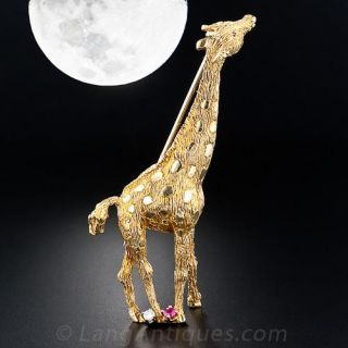 18 Karat Gold Giraffe Pin