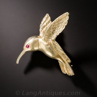 18k Hummingbird with Ruby eye
