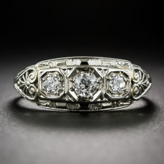 1930s Art Deco Three-Stone Diamond Ring