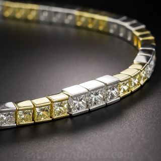 22 Carat Fancy Yellow and White Diamond Necklace - 1
