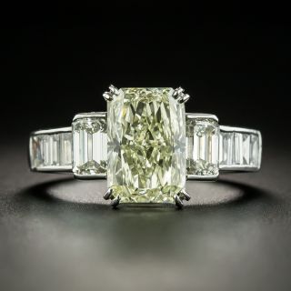 3.71 Carat Radiant Diamond And Baguette Diamond Ring - 1