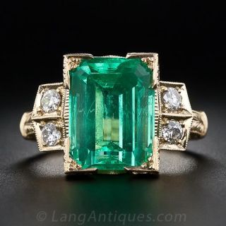 6.26 Carat Emerald and Diamond Ring in 18 Karat Yellow Gold - 2