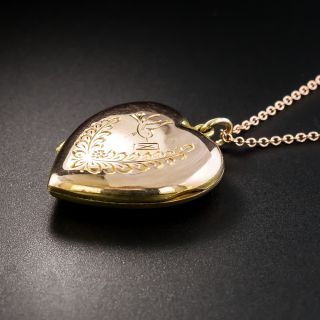 9K English Rose Gold Heart Locket