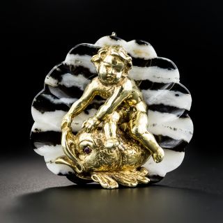 Antique Agate Cherub and Fish Brooch/Pendant - 2