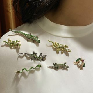 Antique Demantoid Garnet and Diamond Salamander Brooch