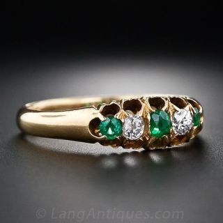 Antique Diamond and Emerald Band Ring