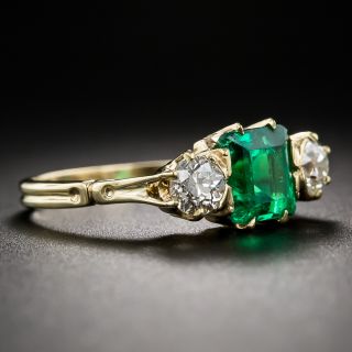 Antique Emerald and Diamond Ring 