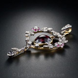 Antique Garnet Heart Wreath Pendant