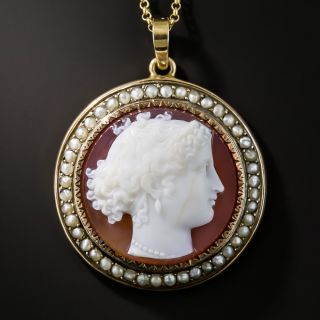Antique Round Hardstone Cameo Pendant  - 2