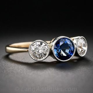 Antique Style Sapphire and Diamond Ring