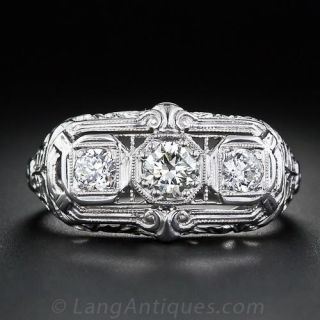 Antique Three-Stone Diamond Ring