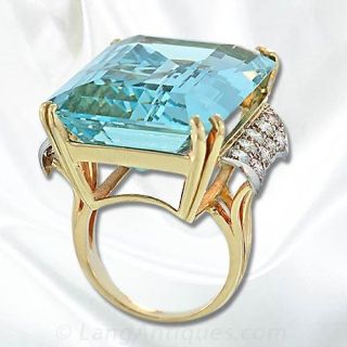 Aquamarine Ring with Diamonds