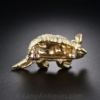 Armadillo Pin