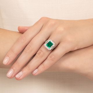 Art Deco 2.00 Carat Emerald and Diamond Ring - GIA