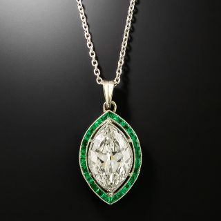 Art Deco 2.03 Carat Marquise Diamond and Emerald Halo Pendant -  GIA I VS1 - 4