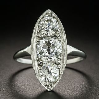 Art Deco 2.35 Carats Three-Stone Diamond Dinner Ring - 2