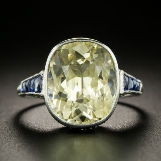 Art Deco 8.25 Carat Light Yellow Sapphire Ring - 2