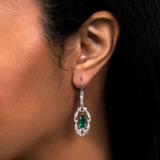Art Deco Colombian Emerald and Diamond Dangle Earrings