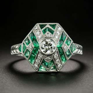 Art Deco Style Diamond and Calibre Emerald Ring - 1