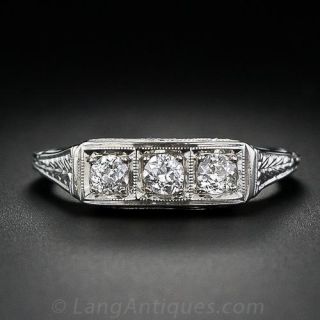 Art Deco Three Diamond Ring