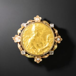 Art Nouveau 18K Tri-Color Gold Medallion Brooch - 1