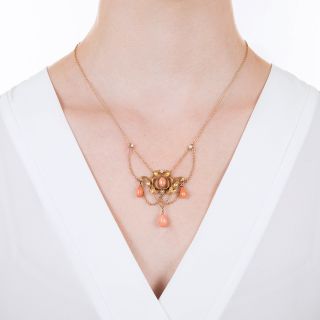 Art Nouveau Coral Lavalière Necklace