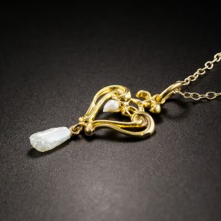 Art Nouveau Double Heart Pearl Necklace