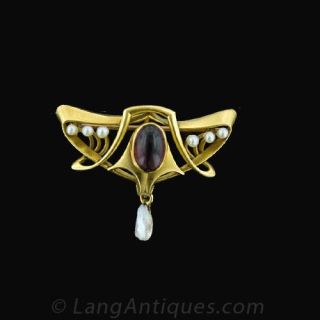 Art Nouveau Garnet and Pearl Brooch Main View