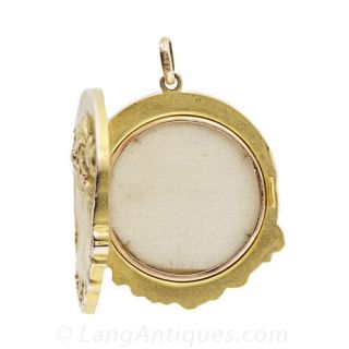 Art Nouveau Gold Locket