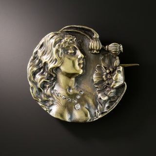 Art Nouveau Habillé Portrait Pin - 2
