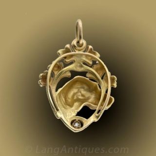 Art Nouveau Labrador Retriever Pendant