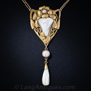 Art Nouveau Large Freshwater Pearl Necklace