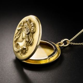 Art Nouveau Locket, Circa 1900