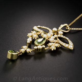 Art Nouveau Peridot and Seed Pearl Pendant Necklace