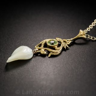 Art Nouveau Peridot with Pearl Pendant Necklace