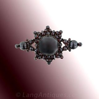Bohemian-Garnet-Bar-Brooch-Main-View