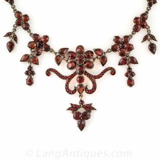 Bohemian Garnet Necklace