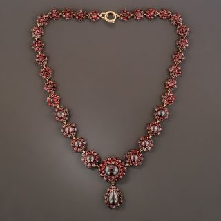 Bohemian Garnet Necklace 