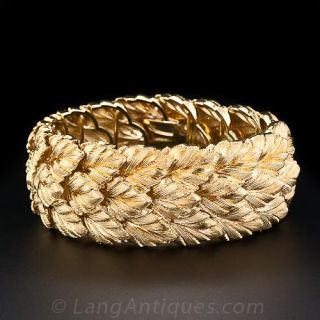 Buccellati-esque Leaf Motif Gold Bracelet