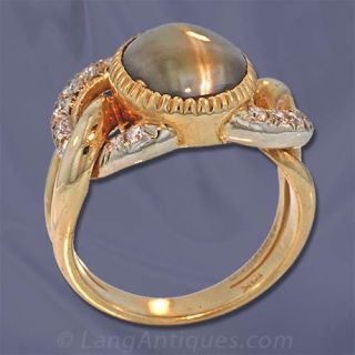Cats-eye Chrysoberyl and Diamond Ring