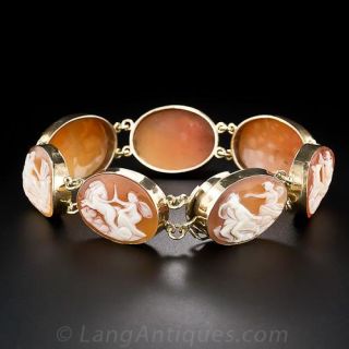 Chariot Race Shell Cameo Bracelet