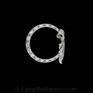 Circular Wreath Motif Pin in Platinum - 1