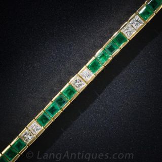 Contemporary Emerald and Diamond Straight Line Bracelet