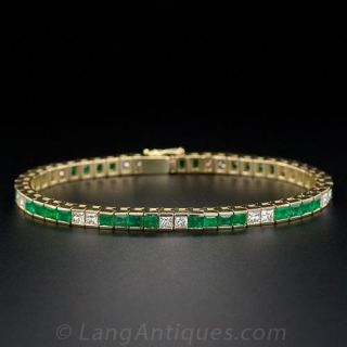 Contemporary Emerald and Diamond Straight Line Bracelet