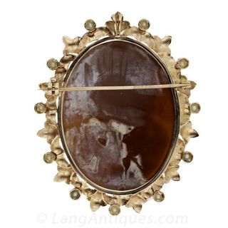 Contemporary Shell Cameo with Seed Pearls