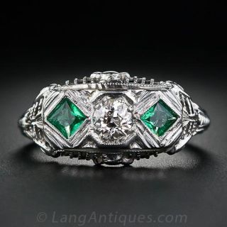 Diamond and Emerald Filigree Ring