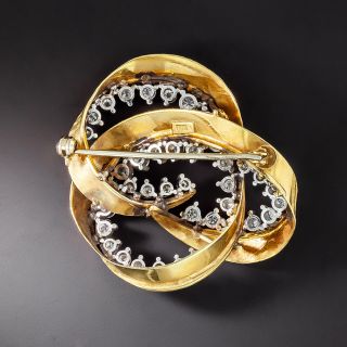 Diamond Knot Motif Pin